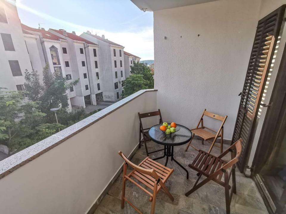 Apartment Lungomare PUY Exterior foto
